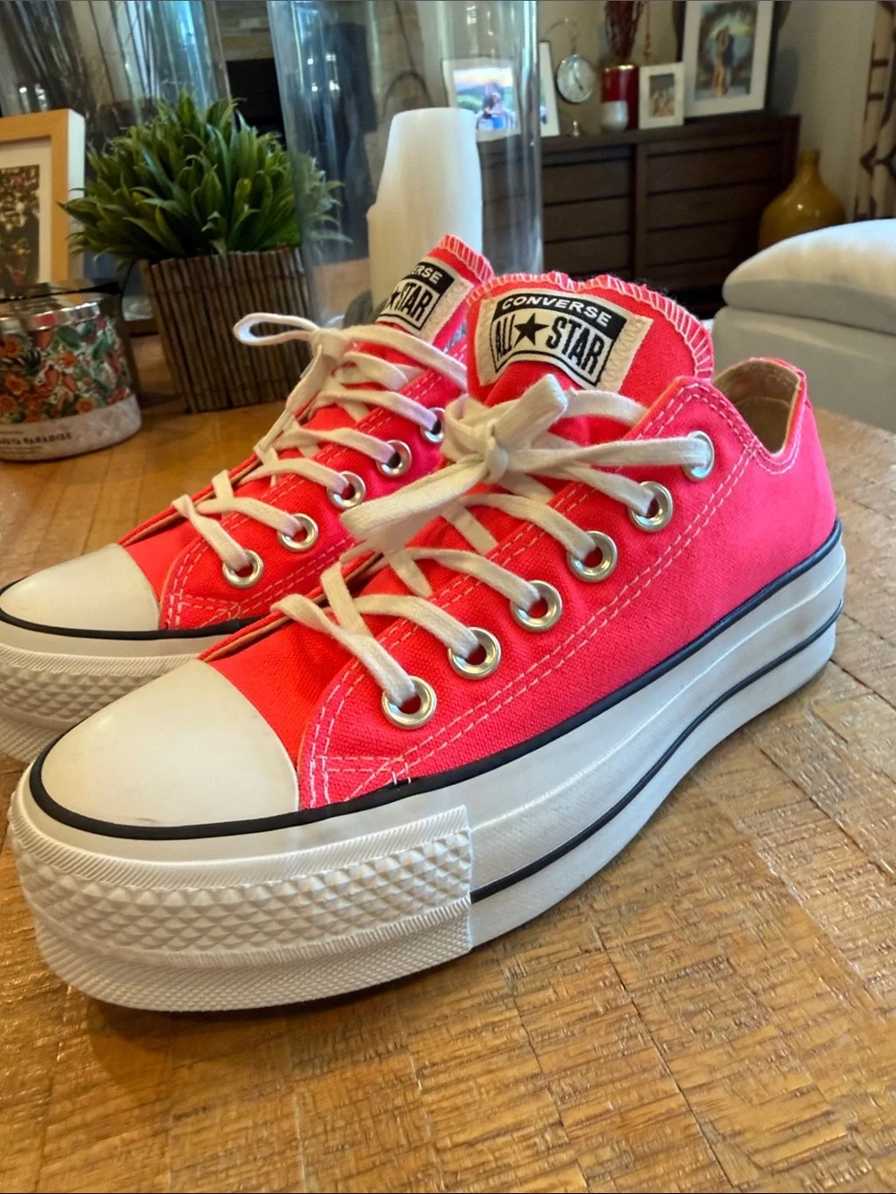 Converse low top